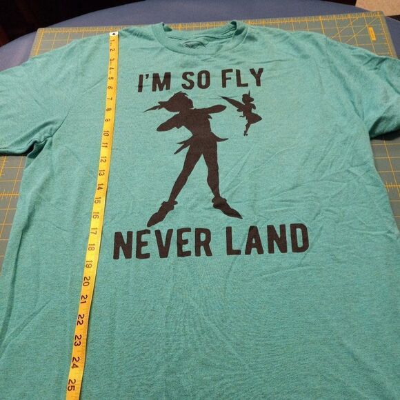 Disney  Peter Pan Cotton Blend Lg Green Short Sleeve t-shirt I'm So Fly - Picture 4 of 5